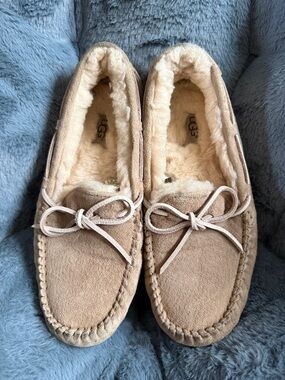 UGG Chestnut/Tan Suede Shearling Lined Moccasin Slippers